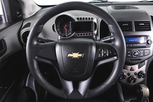 Хетчбэк Chevrolet Aveo 2013 года, 719000 рублей, Пермь