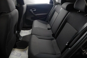 Седан Volkswagen Polo 2016 года, 1099000 рублей, Тюмень