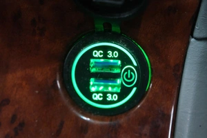 Седан Toyota Corolla 2001 года, 449000 рублей, Омск