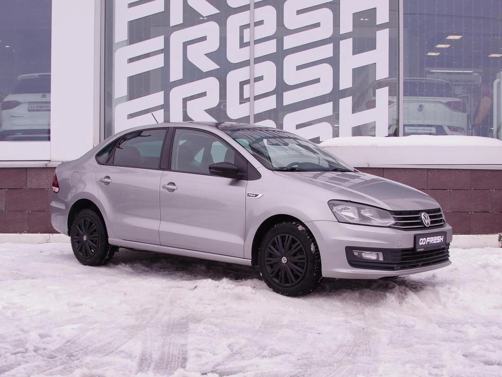 Седан Volkswagen Polo 2019 года, 1420000 рублей, Владимир
