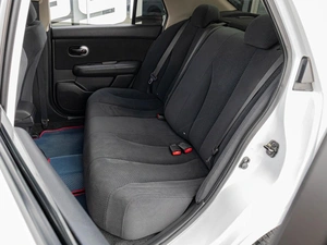 Седан Nissan Tiida 2013 года, 800000 рублей, Краснодар