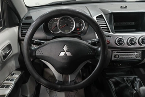 Пикап Mitsubishi L200 2013 года, 1469000 рублей, Новокузнецк