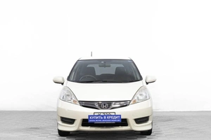 Универсал Honda Fit Shuttle 2011 года, 1109000 рублей, Барнаул