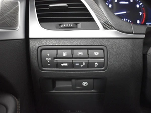 Седан Genesis G80 2017 года, 2717900 рублей, Казань