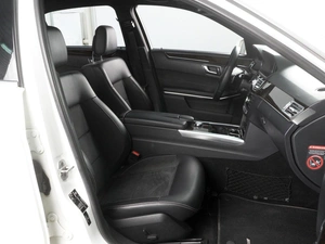Седан Mercedes-benz E-класс 2014 года, 2315000 рублей, Красный Пахарь