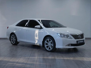 Седан Toyota Camry 2013 года, 1559000 рублей, Саратов