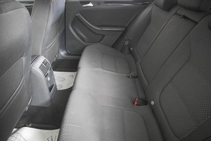 Седан Volkswagen Jetta 2012 года, 999000 рублей, Кемерово