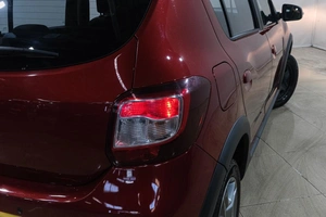 Хетчбэк Renault Sandero Stepway 2021 года, 1349000 рублей, Новокузнецк