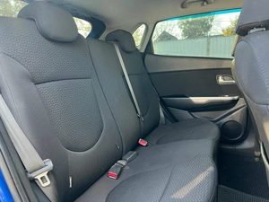Хетчбэк Kia Rio 2013 года, 850000 рублей, Ижевск