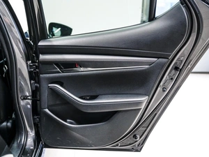 Хетчбэк Mazda Axela 2019 года, 1710000 рублей, Красноярск