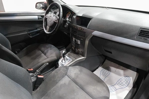 Хетчбэк Opel Astra 2006 года, 499000 рублей, Новокузнецк