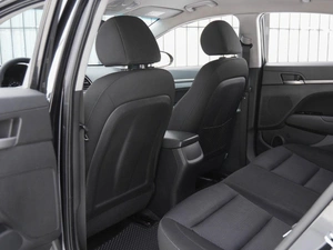 Седан Hyundai Elantra 2016 года, 1069000 рублей, Волгоград