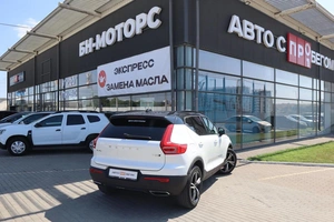 Внедорожник Volvo XC40 2019 года, 3150000 рублей, Мирное