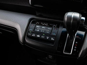 Минивэн Honda Stepwgn Spada 2017 года, 2280000 рублей, Краснодар