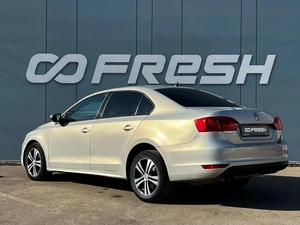 Седан Volkswagen Jetta 2011 года, 962000 рублей, Ижевск