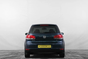 Хетчбэк Volkswagen Golf 2009 года, 799000 рублей, Кемерово