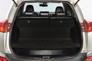 Внедорожник Toyota RAV4 2014 года, 2399000 рублей, Новосибирск
