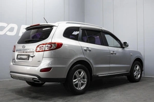 Внедорожник Hyundai Santa Fe 2012 года, 1430000 рублей, Омск