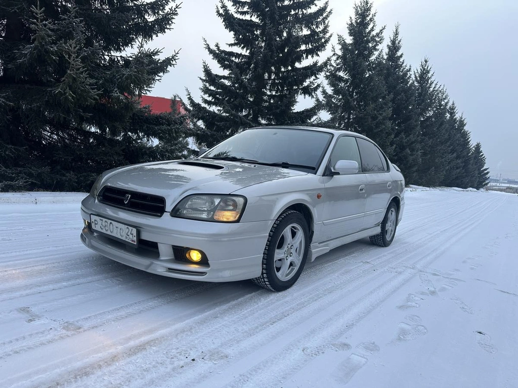 Седан Subaru Legacy 2000 года, 595000 рублей, 