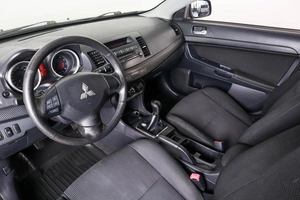 Седан Mitsubishi Lancer 2007 года, 679000 рублей, Пермь