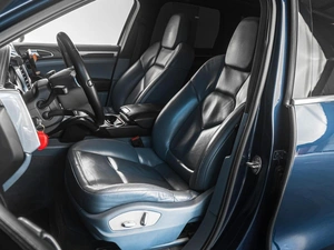 Внедорожник Porsche Cayenne 2012 года, 2300000 рублей, Тюмень