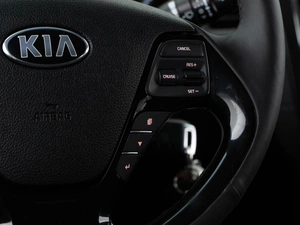 Седан Kia Cerato 2017 года, 1372444 рублей, Москва