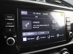 Седан Kia Rio 2021 года, 2030000 рублей, Омск