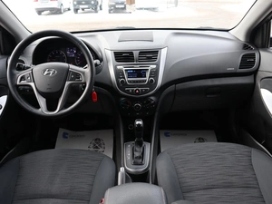 Седан Hyundai Solaris 2015 года, 1160000 рублей, Железногорск