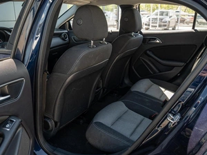 Внедорожник Mercedes-benz GLA-класс 2018 года, 1600000 рублей, Краснодар