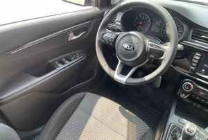 Седан Kia Rio 2018 года, 1275000 рублей, Солонцы