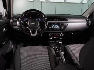 Седан Kia Rio 2017 года, 1099000 рублей, Воронеж