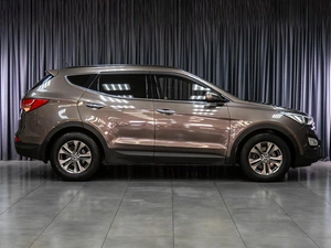 Внедорожник Hyundai Santa Fe 2012 года, 1599000 рублей, Тюмень