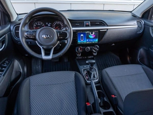 Седан Kia Rio 2018 года, 1389000 рублей, Саратов