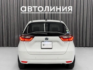 Хетчбэк Honda Fit 2020 года, 1450000 рублей, Красноярск