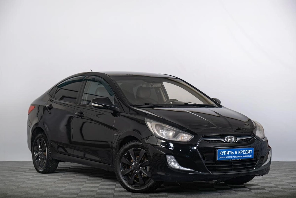 Седан Hyundai Solaris 2013 года, 729000 рублей, Томск