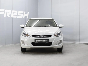 Хетчбэк Hyundai Solaris 2013 года, 915777 рублей, Омск