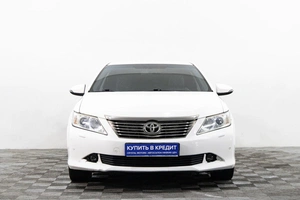Седан Toyota Camry 2012 года, 1159000 рублей, Сургут