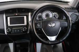 Универсал Toyota Corolla Fielder 2014 года, 1599000 рублей, Омск