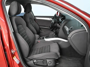 Седан Audi A4 2013 года, 1349000 рублей, Ростов-на-Дону