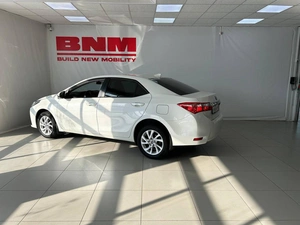 Седан Toyota Corolla 2018 года, 1885000 рублей, Смоленск