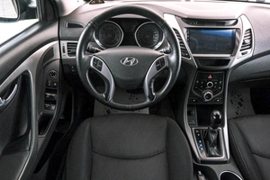Седан Hyundai Elantra 2014 года, 1069000 рублей, Красноярск