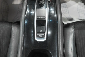 Внедорожник Honda Vezel 2018 года, 1549000 рублей, Новокузнецк