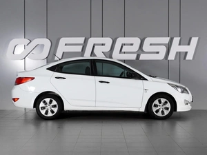 Седан Hyundai Solaris 2015 года, 1070000 рублей, Минеральные Воды