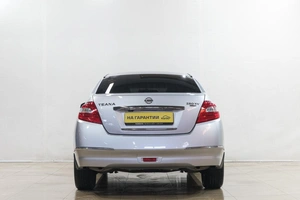 Седан Nissan Teana 2010 года, 959000 рублей, Новокузнецк