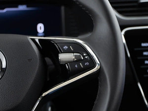 Лифтбек Skoda Superb 2021 года, 2227077 рублей, Москва