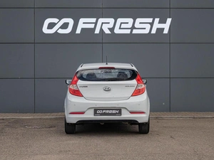 Хетчбэк Hyundai Solaris 2014 года, 800000 рублей, Краснодар