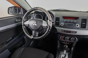 Седан Mitsubishi Lancer 2011 года, 879000 рублей, Пермь