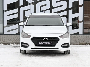 Седан Hyundai Solaris 2018 года, 870000 рублей, Волгоград