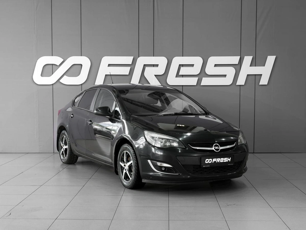 Седан Opel Astra 2013 года, 615000 рублей, Тверь