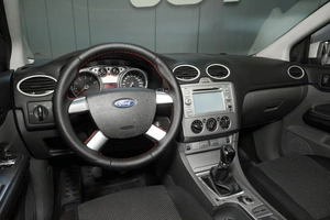 Седан Ford Focus 2011 года, 569000 рублей, Ульяновск